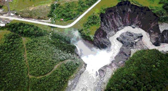 Un total de 17 familias podrían ser evacuadas ante el avance del fenómeno natural. / Foto: Cortesía