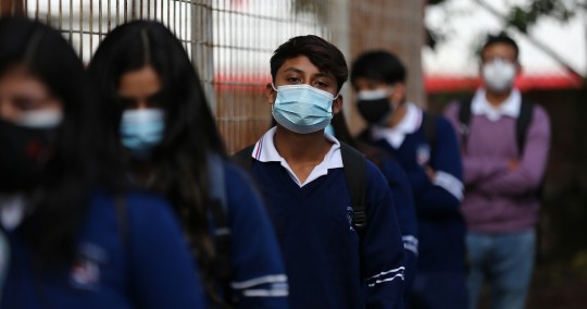 Más de 1,8 millones de alumnos regresan a completa presencialidad en la Amazonía y la Sierra / Foto: EFE