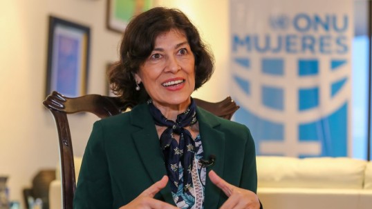 La representante de ONU Mujeres también recordó que el 46 % de los nuevos emprendimientos están a cargo de mujeres / Foto: EFE