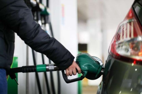 Nuevos precios de combustibles en estaciones de servicio - Foto: La Hora