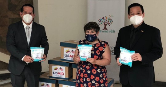 Sangay: EE.UU. entregó 10 mil mascarillas / Cortesía de la Embajada USA