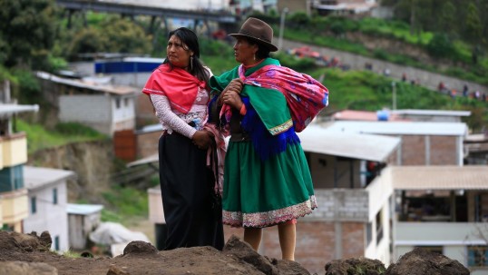 Declarada en 2019 como pueblo mágico, Alausí, la ciudad de los cinco patrimonios, llora ahora a sus muertos / Foto: EFE