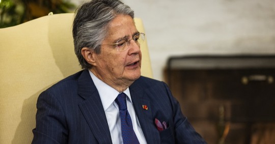 Lasso llama a empresas mineras a invertir y dice que combatirá minería ilegal / Foto: EFE