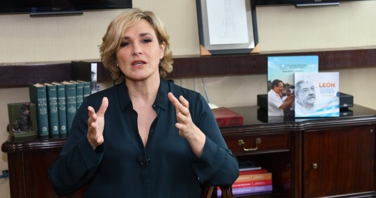 Cynthia Viteri solicita medidas cautelares contra el Ministerio de Salud y Pfizer / Foto EFE