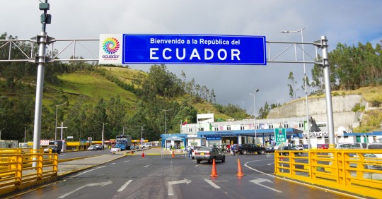 Ecuador y Colombia reabrirán su frontera terrestre el 1 de diciembre / Foto: EFE