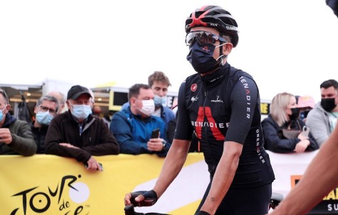Richard Carapaz va tercero en el Tour de Francia / foto cortesía Richard Carapaz