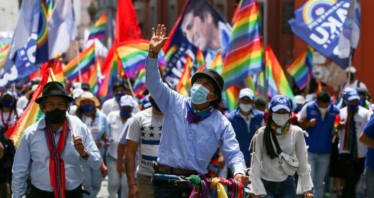 Una tromba acompaña a Yaku Pérez en cierre campaña electoral en Quito / Foto EFE