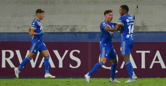Barcelona y Emelec quedan de líderes / Foto: EFE