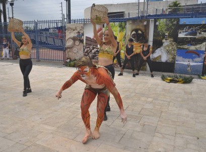 Fiesta en agradecimiento a la Madre Tierra - Foto: El Universo