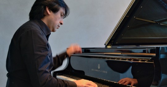 En el recital titulado “Raíces”, el reconocido pianista interpretará obras de compositores ecuatorianos / Foto: cortesía Cancillería