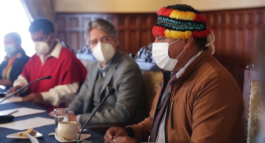 El gobierno dialoga con la comunidad shuar / Foto: cortesía Twitter Guillermo Lasso