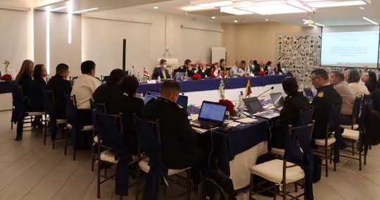 En esta reunión también se coordinaron acciones conjuntas enfocadas en las campañas antárticas a efectuarse durante el verano austral 2022-2023 / Foto: cortesía Armada Nacional