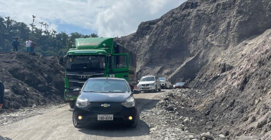 Se habilitó parcialmente el paso emergente en el sector de El Reventador / Foto: ministerio de Transporte 