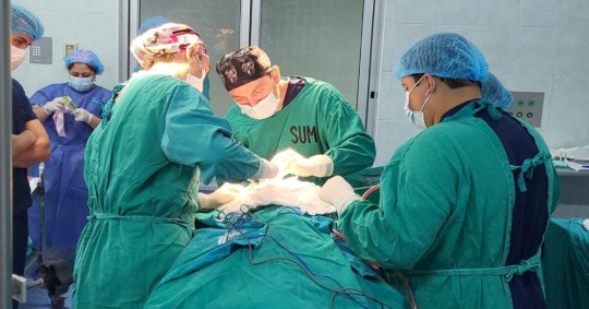 Hospital de Cuenca realizó reconstrucción craneal, mediante prótesis 3D personalizada / Foto: cortesía ministerio de Salud
