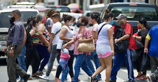 Ecuador reporta 150.360 positivos y 12.306 fallecidos acumulados por covid-19 / Foto: EFE