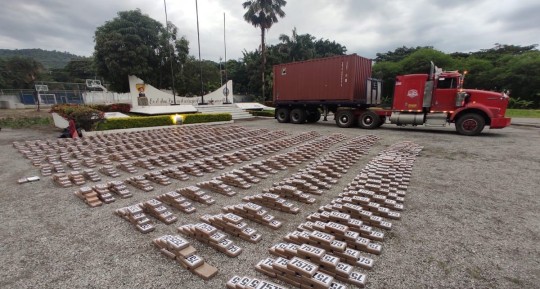 La Policía decomisó cerca de 3 toneladas de droga en Guayaquil / Foto: cortesía Policia Nacional