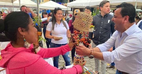 Cerca de 1.000 personas participaron de este encuentro comercial y ciudadano para impulsar la reactivación económica de beneficiarios del Crédito de Desarrollo Humano / Foto: Cortesía MIES 