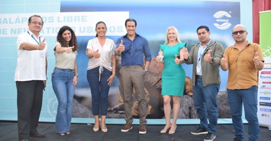 El reconocimiento del jurado se debe a que este sistema colectivo ha logrado declarar Galápagos como territorio libre de neumáticos / Foto: Cortesía Seginus Ecuador