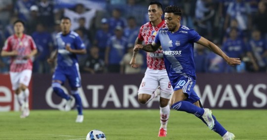 Emelec goleó 7-0 y clasificó a octavos de final de la Libertadores / Foto: EFE