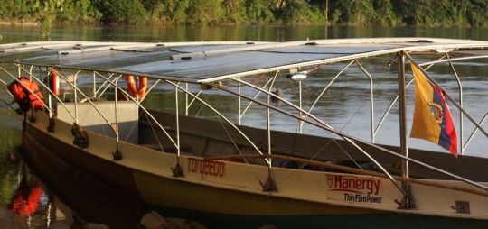 En Ecuador existen varios proyectos orientados a fortalecer el transporte fluvial; uno de ellos, fue ejecutado por el Ministerio de Transporte y Obras Públicas, en la Amazonía. 
