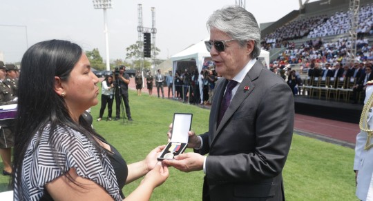 El gobierno rindió homenaje a los 7 héroes policiales que ofrendaron su vida durante su labor de protección a la ciudadanía / Foto: cortesía Secretaría General de Comunicación de la Presidencia