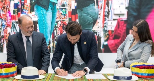 La suscripción se realizó en el marco de la feria internacional FITUR 2023, que se lleva a cabo en Madrid / Foto: cortesía ministerio de Turismo 
