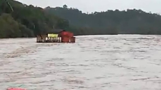 Captura de video donde se muestra el restaurante afectado. Foto: Extra
