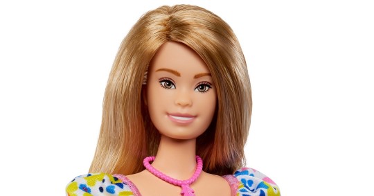 La nueva muñeca pertenece a la serie Barbie Fashionista y ofrece "un sinfín de posibilidades para contar historias y jugar con la moda/ Foto: Cortesía EFE