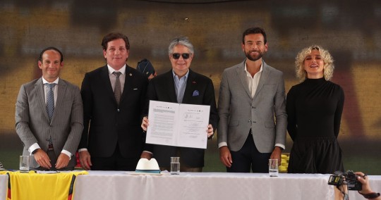 El mandatario expresó su reconocimiento a la Conmebol por haber apostado por Ecuador "como sede de esta final" / Foto: cortesía Presidencia