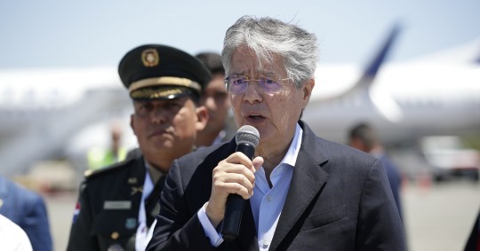 El mandatario, de 67 años, se encuentra en planta tras haber salido de la unidad de cuidados intensivos (UCI) / Foto: EFE