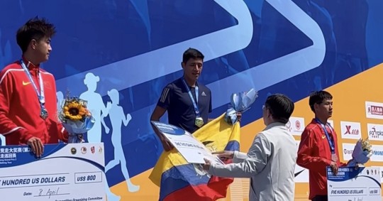 El marchista quiteño tiene asegurado su participación en los Juegos Olímpicos de París 2024/ Foto: Cortesía Federación Ecuatoriana de Atletismo