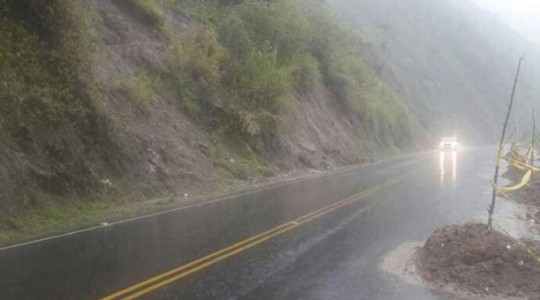 El cierre es preventivo ante posibles deslaves.  Foto: El Comercio