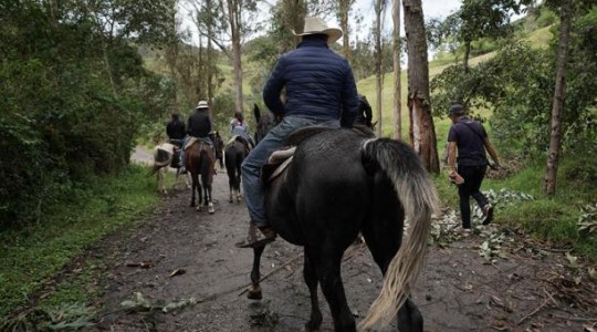 Las cabalgatas en Biblián son una forma de conocer los atractivos naturales de Cañar. Foto: El Comercio