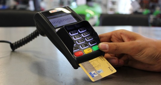 En la región amazónica hay un bajo número de usuarios de tarjetas de crédito / Foto: cortesía Pixabay