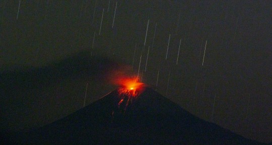 Este fenómeno ha sido persistente dentro del actual periodo eruptivo que inició en mayo de 2019 / Foto: EFE