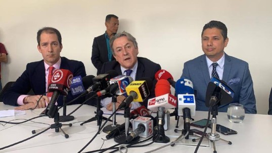 Diputados españoles indagan delitos supuestamente cometidos por Rafael Correa