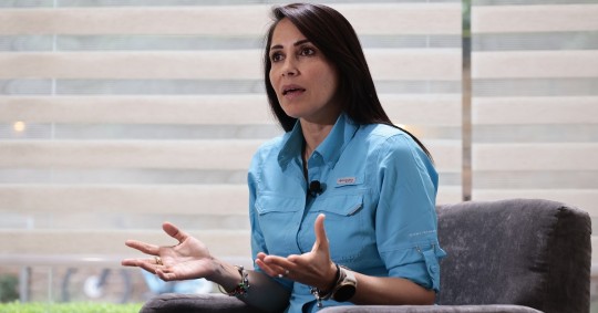 La candidata del correísmo estuvo en México donde se reunió con el expresidente./ Foto: cortesía EFE