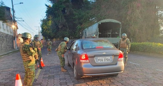 Operativos militares se llevaron a cabo en 13 provincias durante el primer día de excepción / Foto: EFE