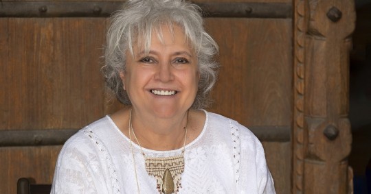 La escritora mexicana Laura Esquivel, afirmó que "el único y verdadero valor" es el amor y defendió la nostalgia como "un resorte" para reconectar con la utopía / Foto: EFE