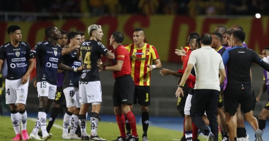El cuadro rayado cayó 0-1 ante Deportivo Pereira en los octavos de final / Foto: EFE