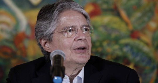 Guillermo Lasso, de perder referéndum al borde del juicio político / Foto: EFE