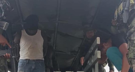 En el sector de San Lorenzo, encontró 7 presuntos miembros de Grupos Irregulares Armados de Colombia / Foto: cortesía Ejercito Ecuatoriano