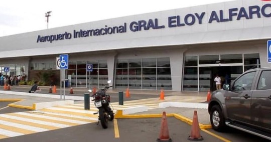 La luz verde para las operaciones aéreas desde Manta al archipiélago ecuatoriano fue dada por el pleno del Consejo de Gobierno del Régimen Especial de Galápagos   / Foto: Cortesía  