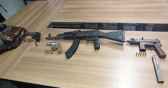 Los ciudadanos podrán tener acceso a un arma de fuego tipo pistola o revólver, para su protección/ Foto: Cortesía Fuerzas Armadas