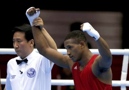 Experiencia. Carlos Góngora durante su época como boxeador amateur. Foto: La Hora