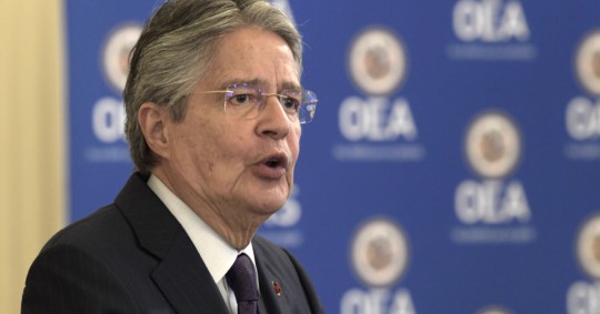Lasso comunicó oficialmente que su gira tendrá una duración de siete días, al partir este viernes 13 y regresará a territorio ecuatoriano el día 19 / Foto: EFE