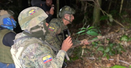 Los uniformados militares del grupo Rayo mantienen la custodia del material en territorio / Foto: cortesía Fuerzas Armadas