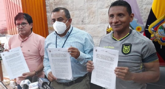 Convenio para habilitar la vía Baeza-Lago Agrio fue firmado / Foto: cortesía ministerio de Obras