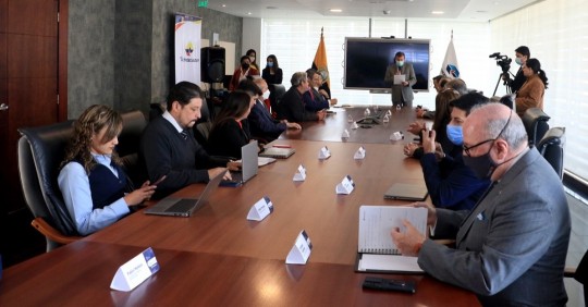 Petroecuador firmó contrato modificatorio con cuatro empresas navieras / Foto: cortesía Petroecuador