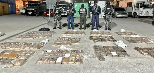 El medio ‘Oil Price’ señala que 700 toneladas de cocaína pasan por Ecuador anualmente/ Foto: cortesía Policía Nacional